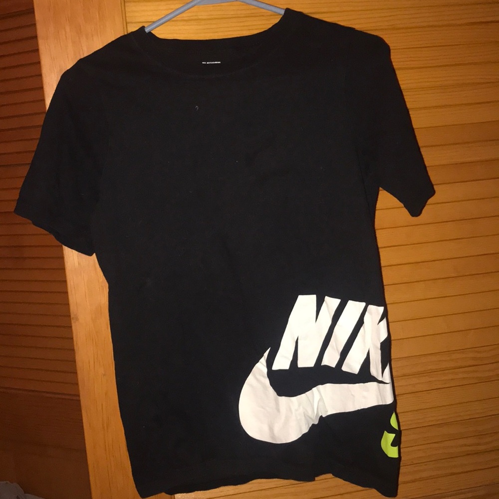 Kids Large Nike SB Skateboarding Shirt